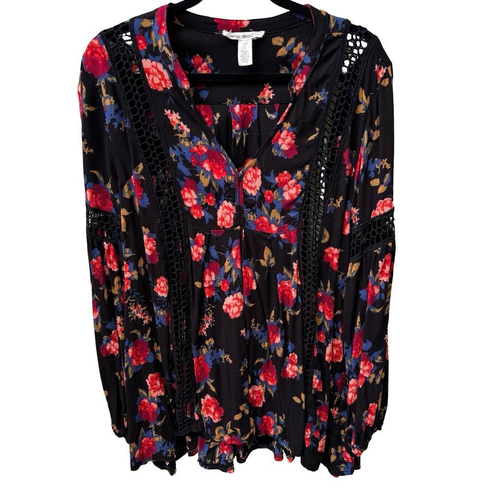 Indigo Thread Boho Whimsigoth Dark Floral Crochet Flowy Peasant Blouse Black L